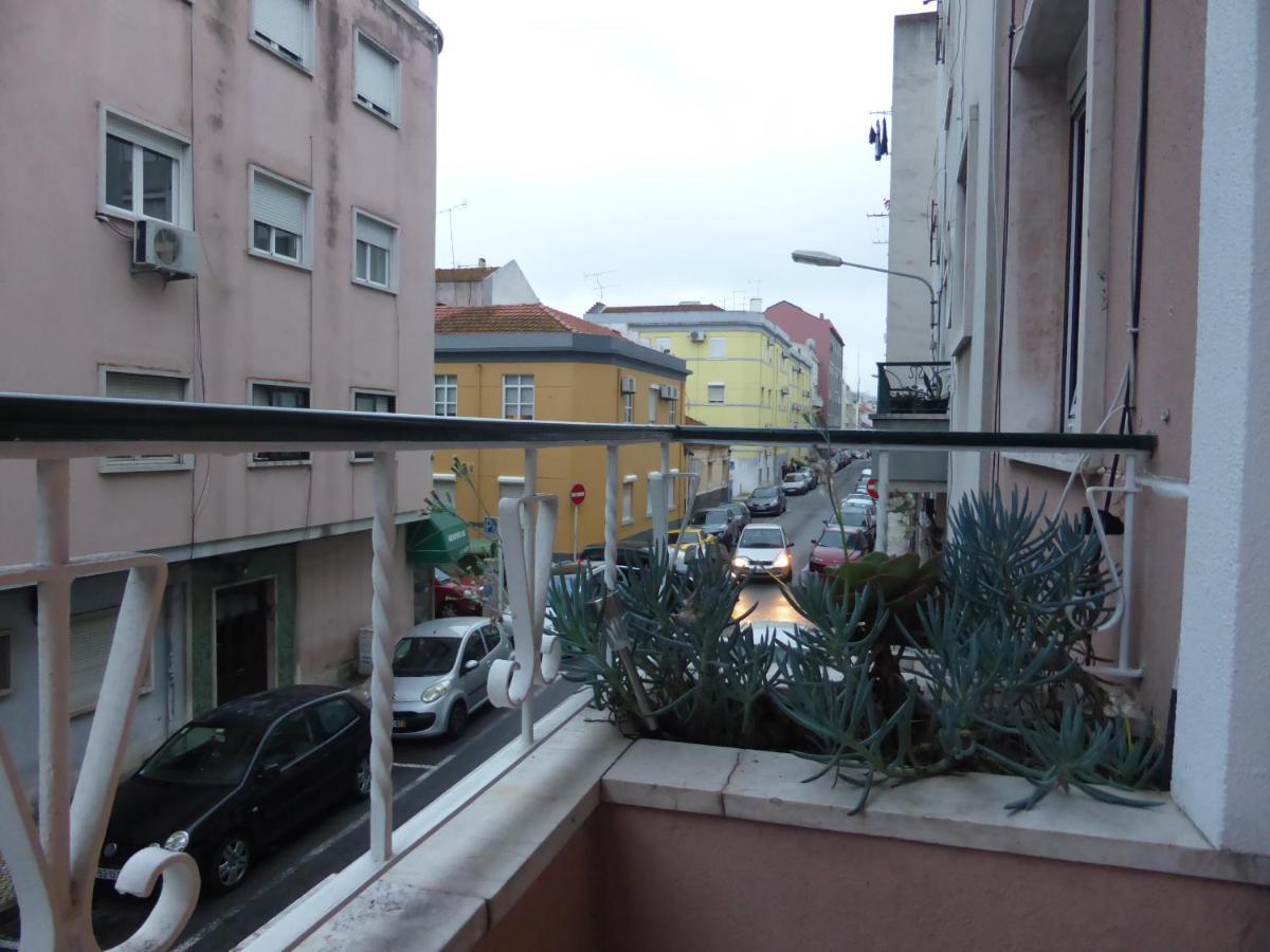 Bento Charming Apartment - Sixtyfive Boutique Home Lisbon Bagian luar foto